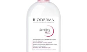 تصویری از میسلار واتر بایودرما مخصوص پوست حساس با حجم 500 میلی لیتر، مناسب برای پاکسازی ملایم و موثر پوست