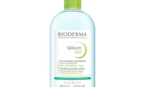 تصویری از محلول پاک‌کننده سبیوم H2O بایودرما حجم 500 میلی‌لیتر، مناسب پوست چرب و مختلط، با فرمولاسیون ملایم و تنظیم‌کننده چربی پوست.